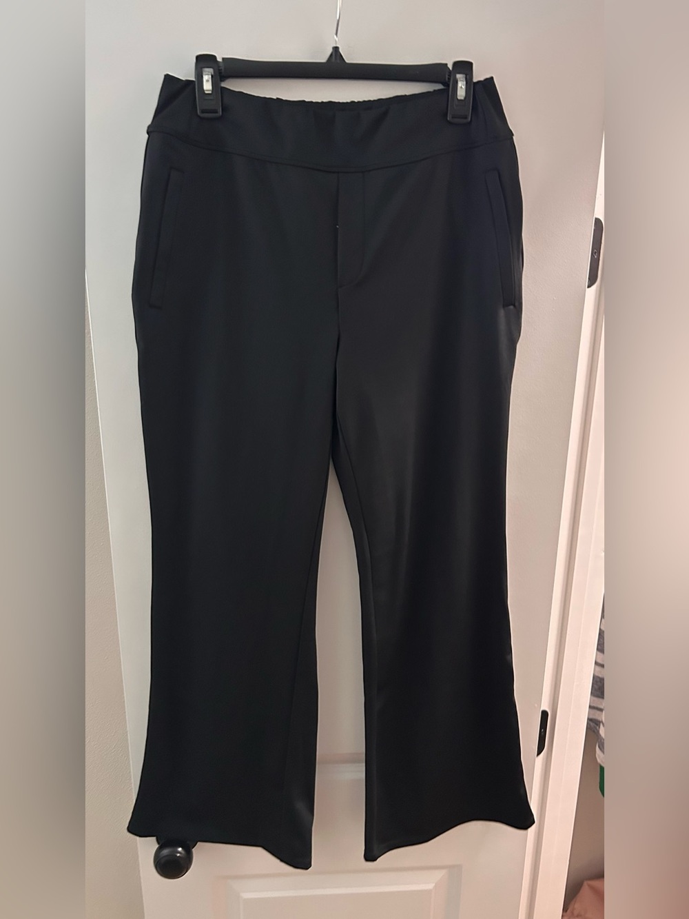 NWT HALARA Women's Black Pants